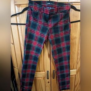 Like new women's size 8 Old Navy pixie dress pants, only worn once